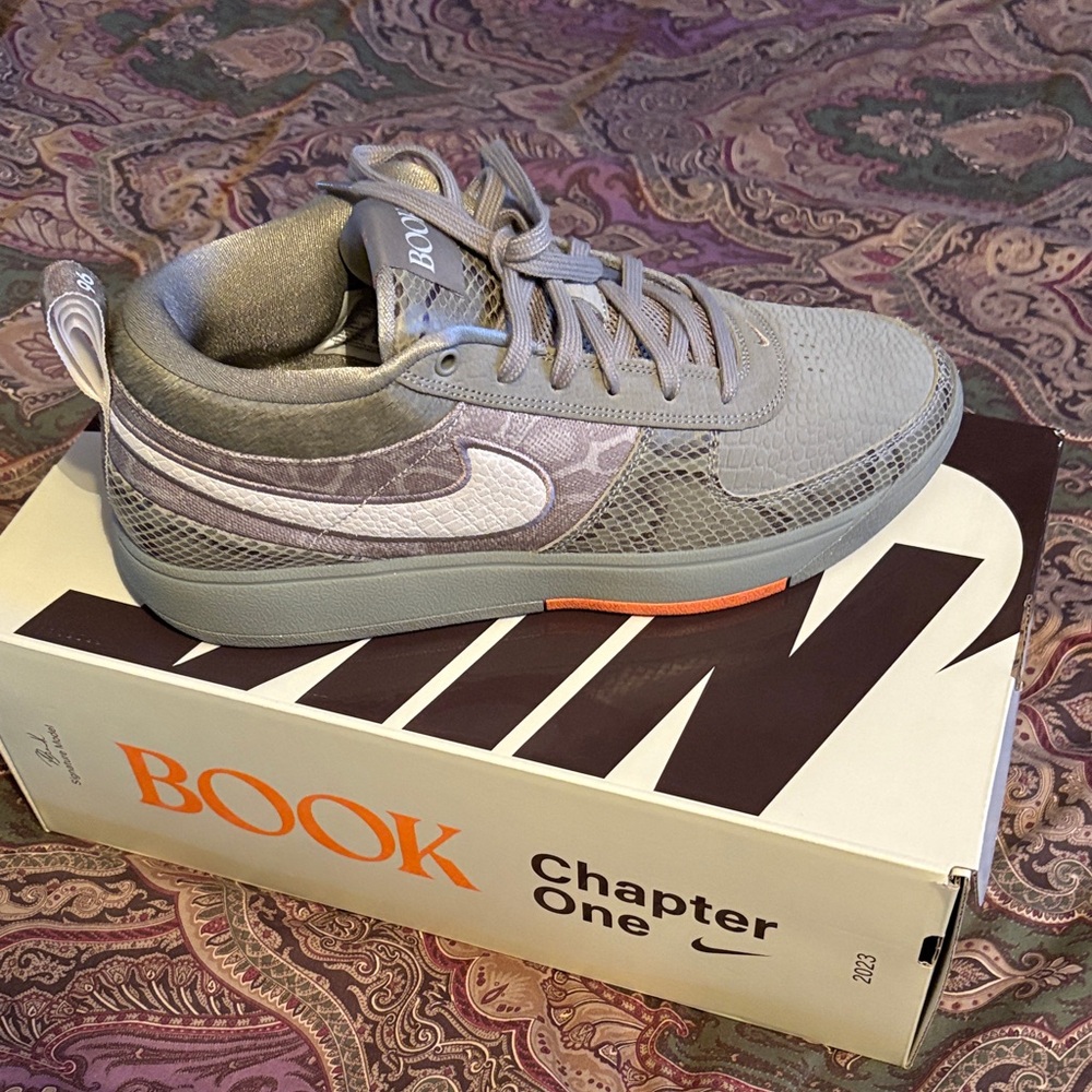 Nike Hike Devon Booker
